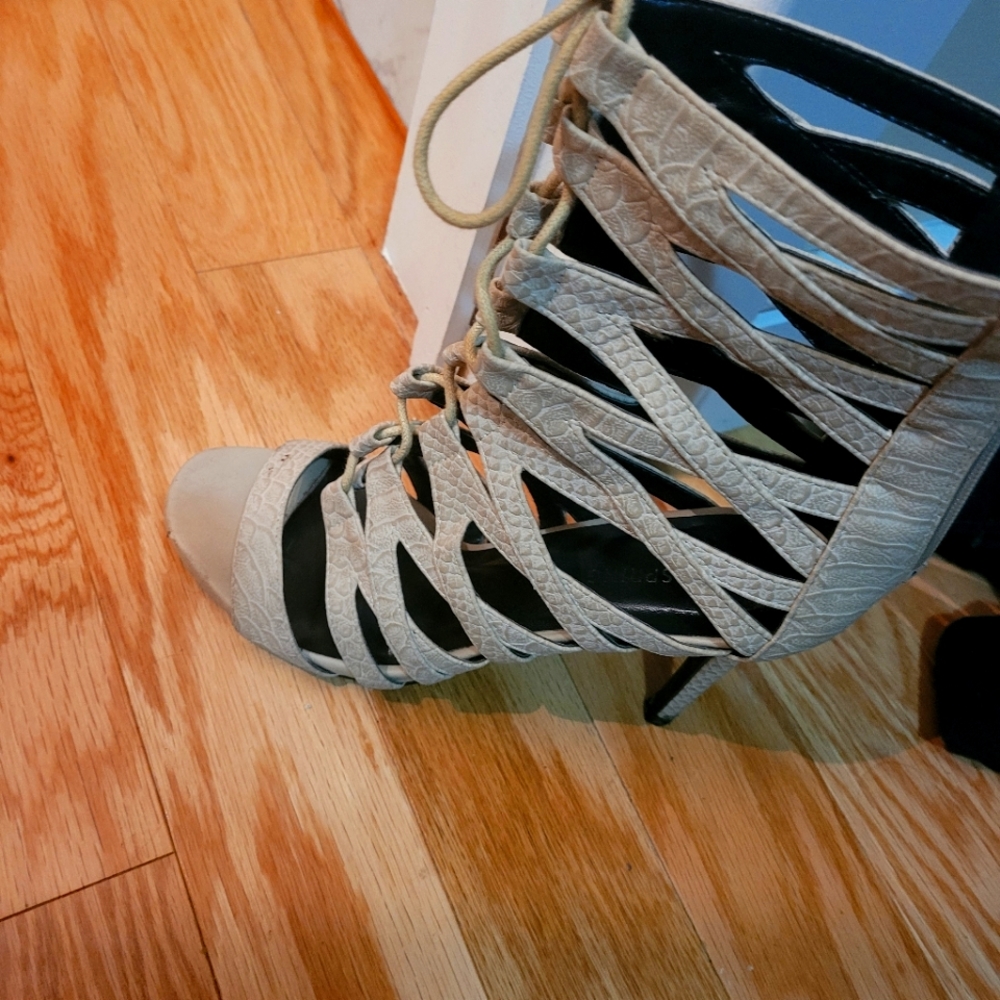Size 8 heels